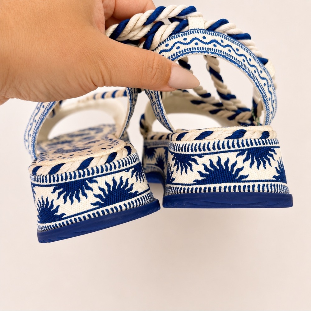 FARM RIO Off White Flatform Sandal - Picture 7 of 11